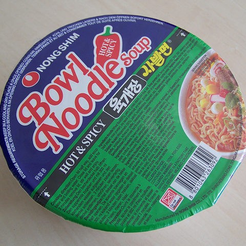 #001: Nongshim Bowl Noodle Soup "Hot & Spicy"