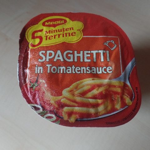 #646: Maggi 5 Minuten Terrine "Spaghetti in Tomatensauce"