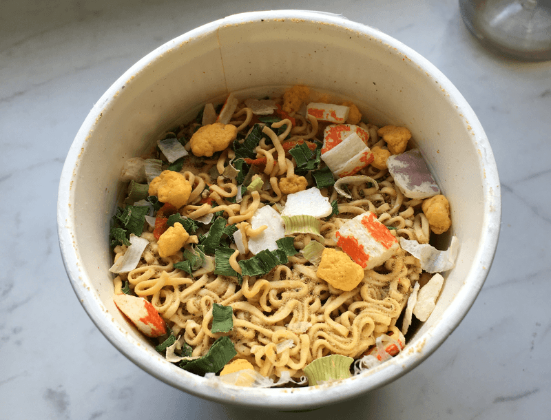 Nissin_Black_Pepper_Crab_Flavour-2