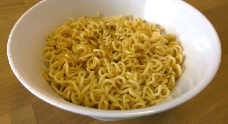 Payless_Pancit Canton Kalamansi_Bild 3