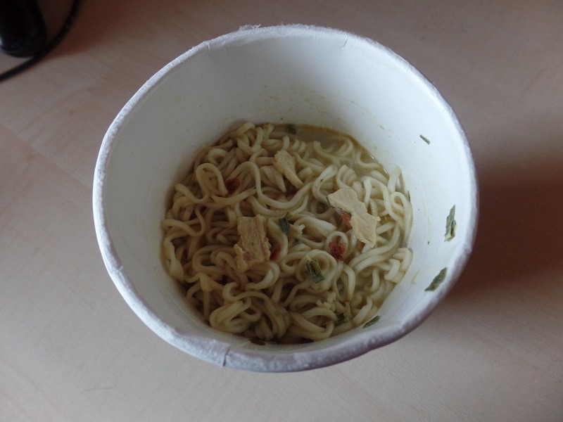 #816: Mama Instant Cup Noodles "Chicken Green Curry Flavour"