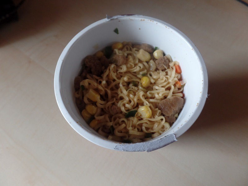 #852: Nissin Cup Noodles "Five Spices Beef Flavour"
