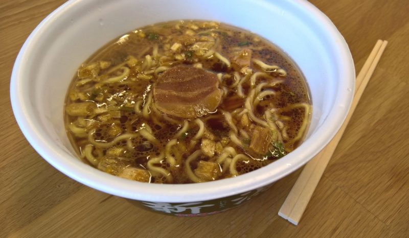 new-touch_sugomen-niigata-seabura-shoyu-ramen_bild-4