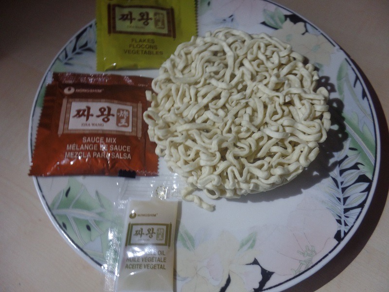 #1072: Nongshim "Zha Wang" (Noodles with Roasted Blackbean Sauce)