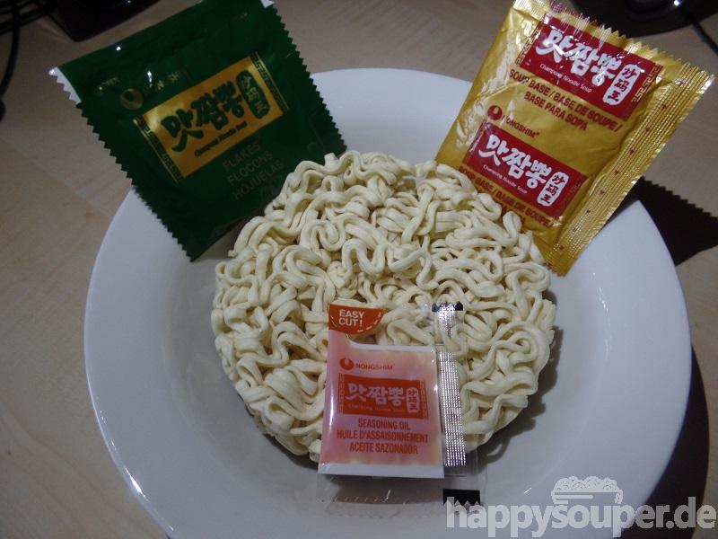 #1229: Nongshim "Premium Champong Noodle Soup" Spicy Seafood Flavour