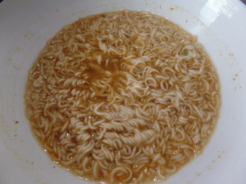 #1438: Wai Wai Quick Zabb "Chili Paste Tom Yum Flavor" Instant Noodles