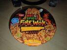 Nissin „Hot & Spicy Fire Wok Molten Chili Chicken Flavour“ Bowl