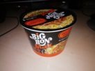 Big Bon Max „Instantnudelgericht mit einer Sauce mit Grill-Rindfleischgeschmack“ (Bowl)