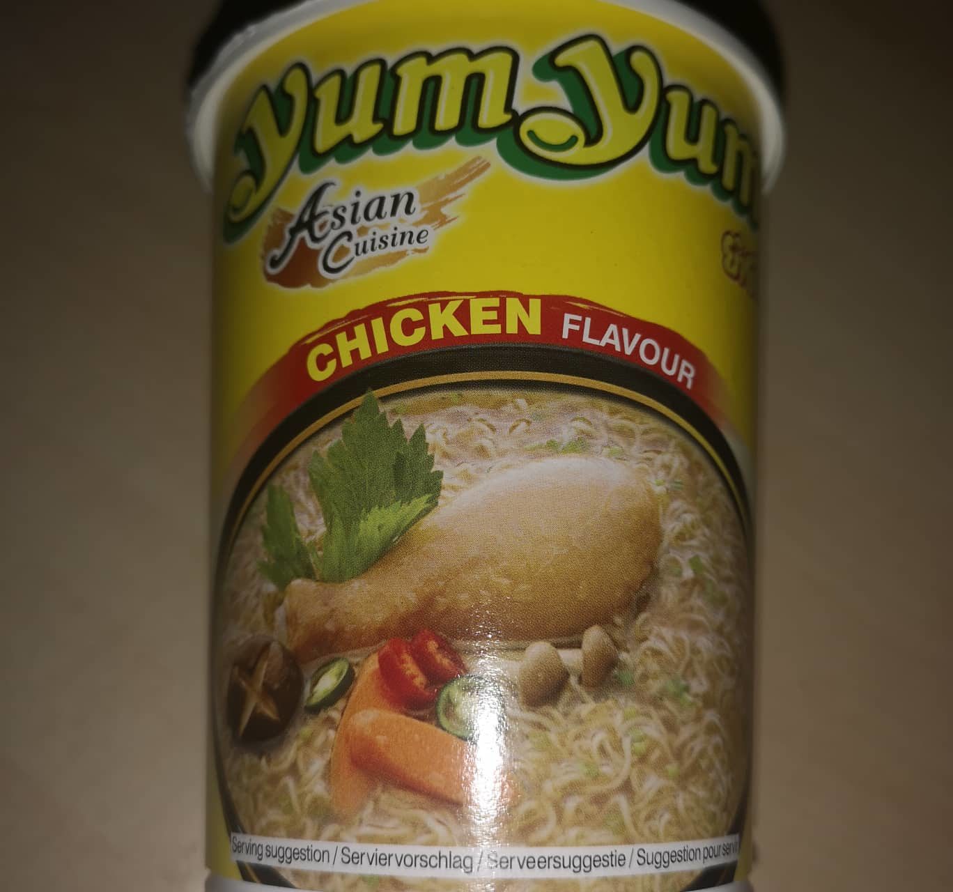 #1720: YumYum Asian Cuisine „Chicken Flavour“ Cup