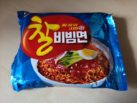 Nongshim „Chal Bibimmyun Sweet & Spicy Cold Instant Noodles“
