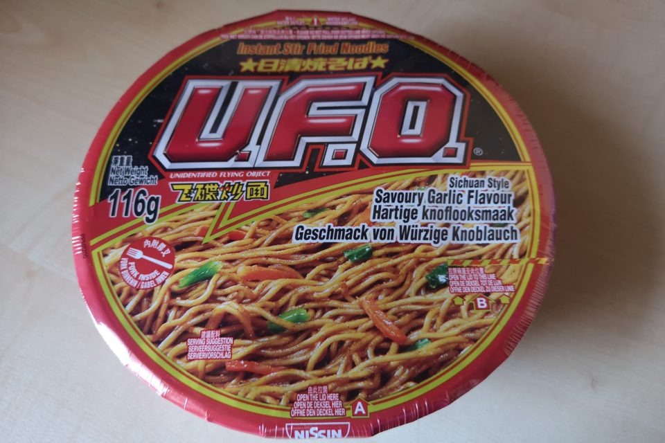 #1834: Nissin U.F.O. "Sichuan Style Savoury Garlic Flavour Instant Stir Fried Noodles"
