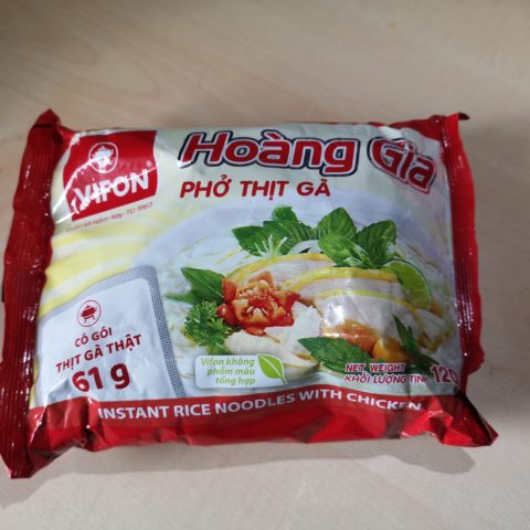 #1937: Vifon "Hoàng Gia Phở Thịt Gà" (Instant Rice Noodles with Chicken)