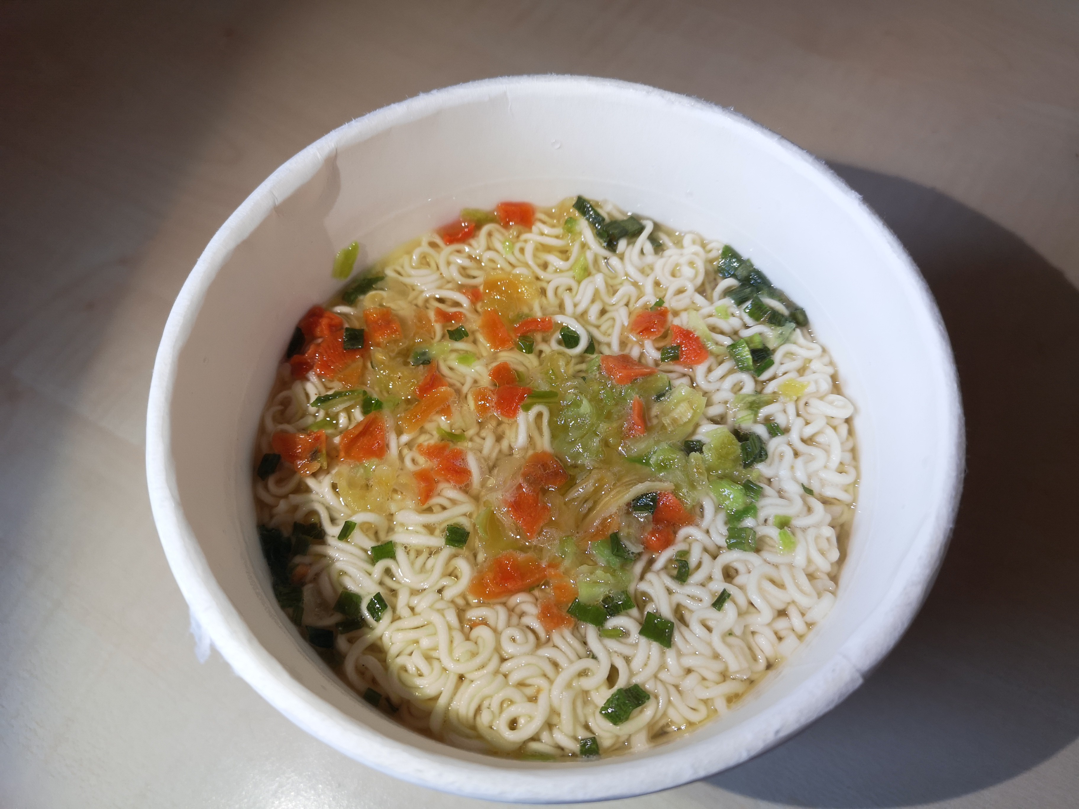 #1964: Unif "Bowl Instant Noodles - Shrimp Fish Flavor"