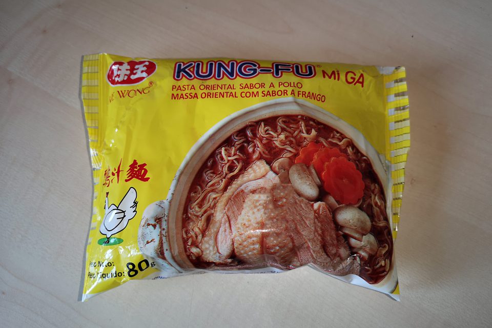 #2258: Ve Wong "Kung-Fu Mì Gà" Pasta Oriental Sabor a Pollo