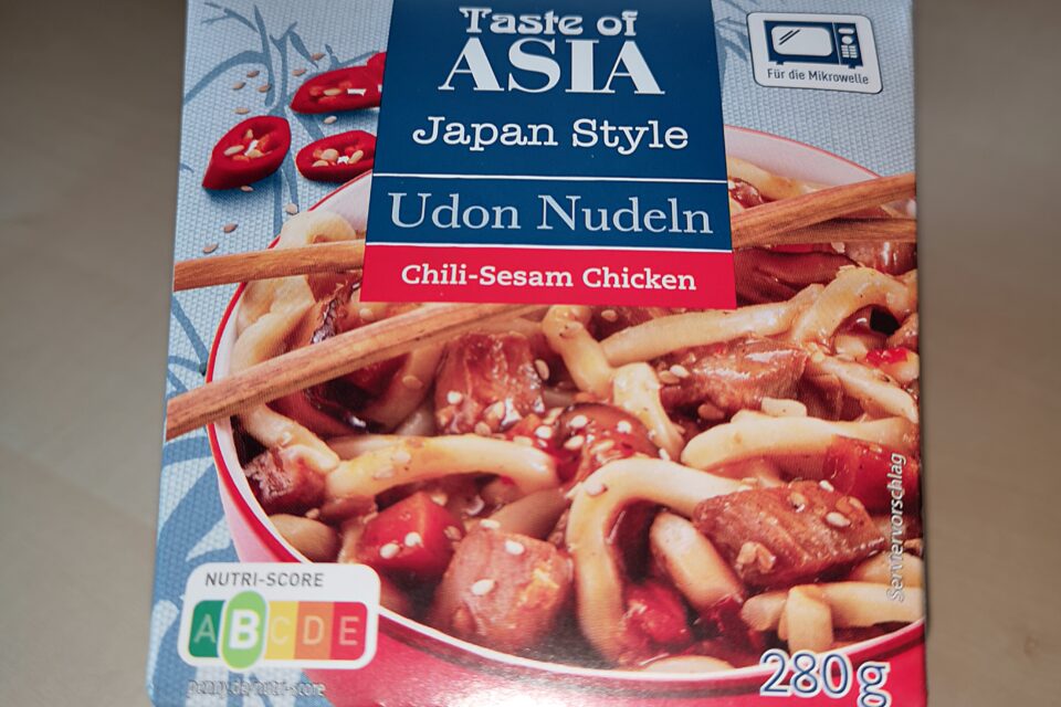 #2386: Taste of Asia "Japan Style Udon Nudeln" Chili-Sesam Chicken