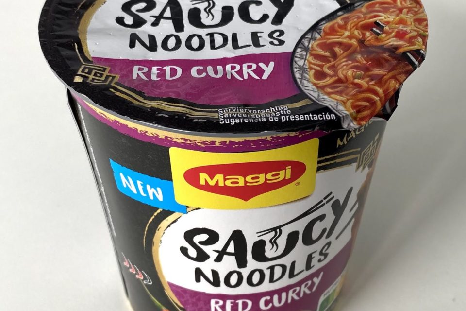 Maggi Saucy Noodles Red Curry