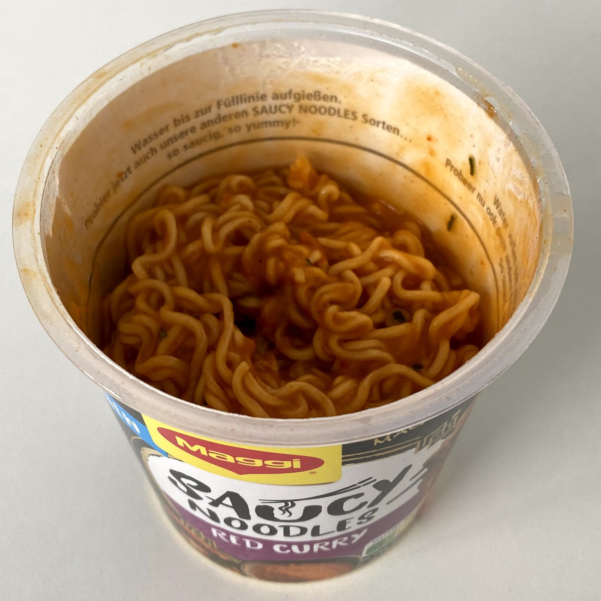 Maggi Saucy Noodles Red Curry