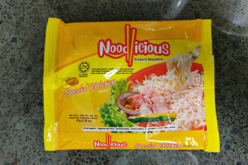 #2158: Noodlicious "Instant Noodles Special Chicken Flavour"