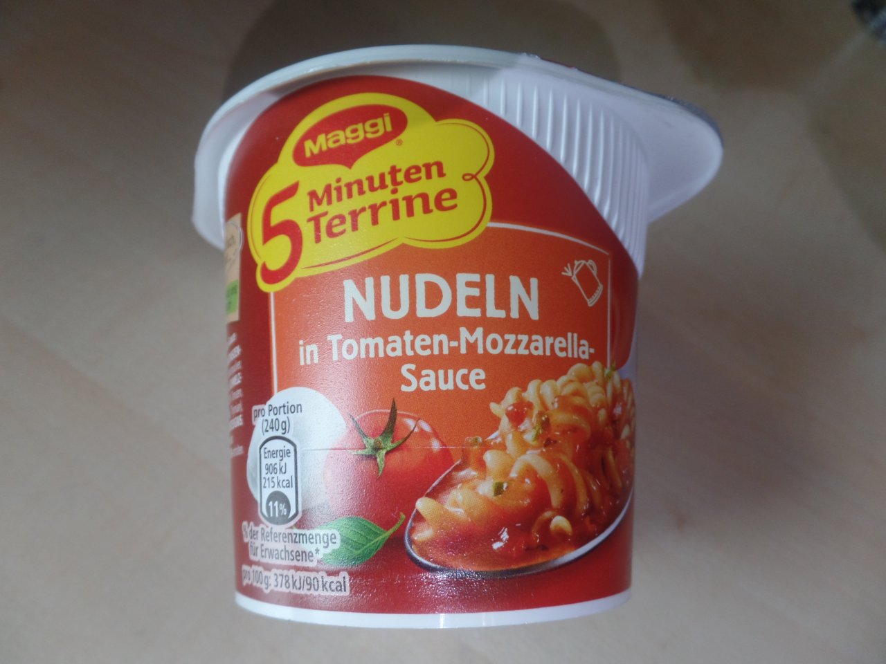 #1464: Maggi 5 Minuten Terrine "Nudeln in Tomaten-Mozzarella-Sauce" (2018)