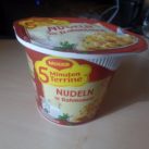 Maggi 5 Minuten Terrine „Nudeln in Rahmsauce“ (2019)
