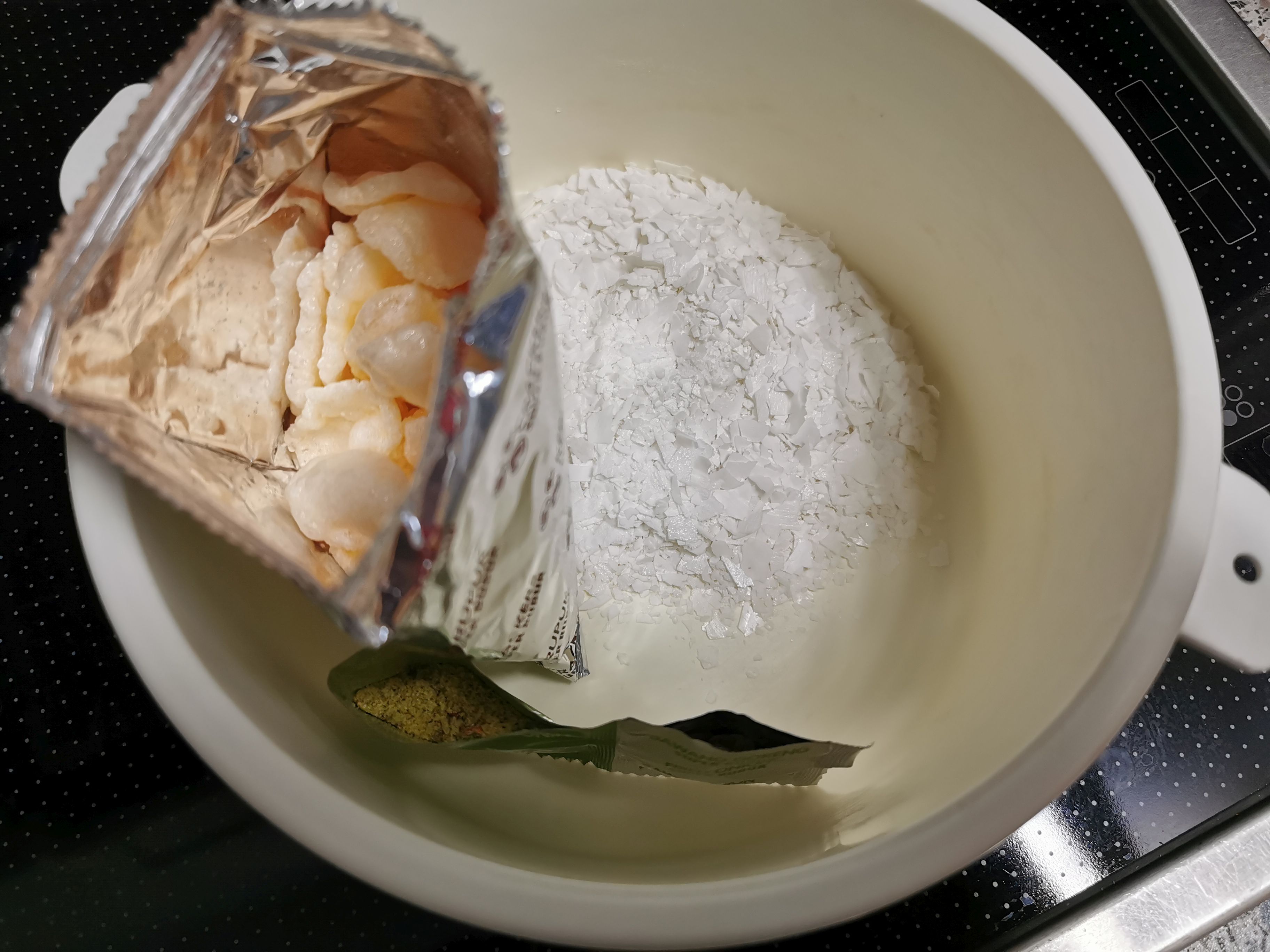 #2233: Super Bubur "Bubur Instan Beras Asli Dengan Kuah Soto (Rice Porridge with Soto Sauce)"