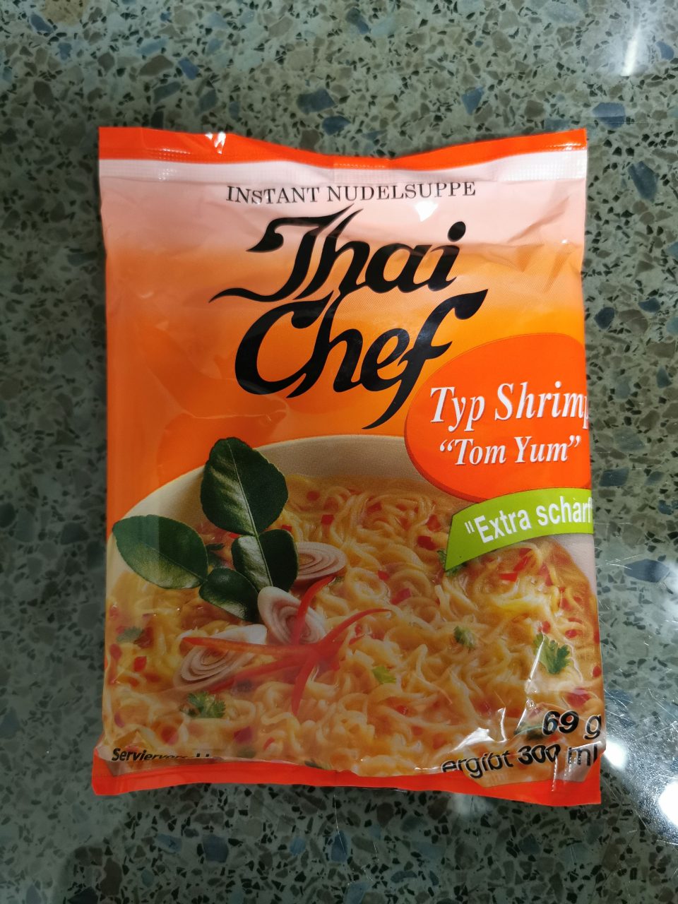 Thai-Chef-Shrimp-Tom-Yum-Extra-Scharf-Front-960x1280.jpg